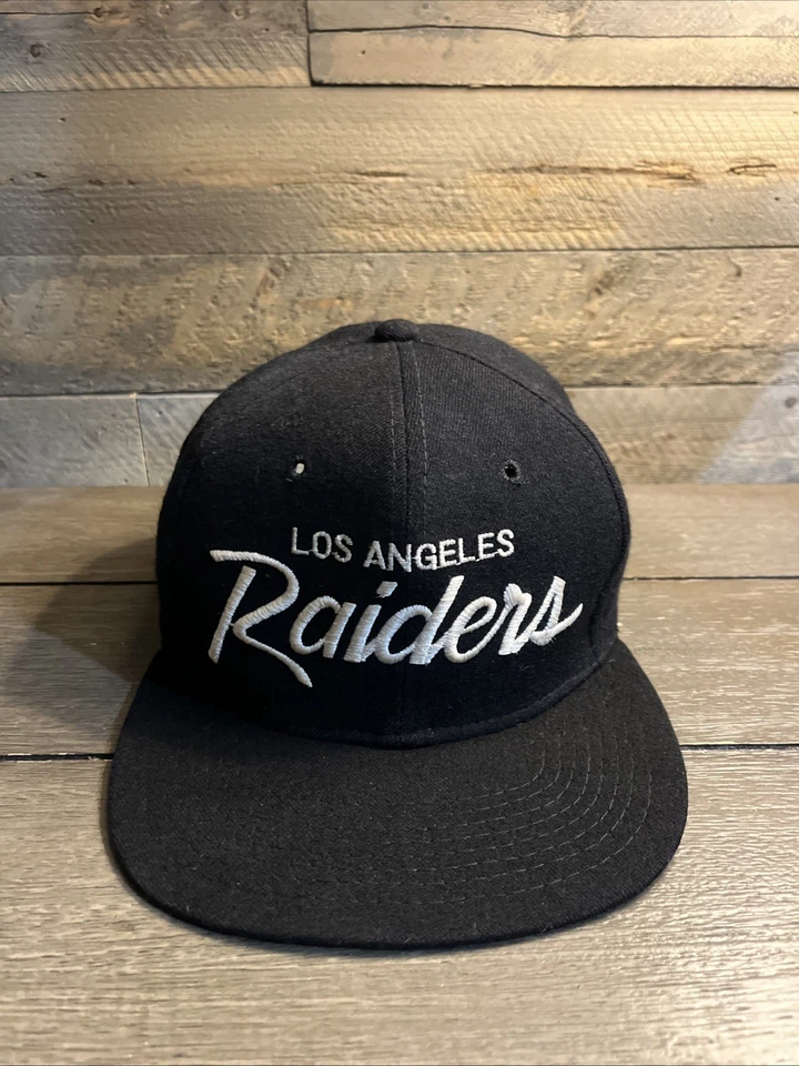 De colección Años 90 Deportes Especialidades Los Angeles Raiders Snapback Script Sombrero 100% Lana Foto 1 de 4