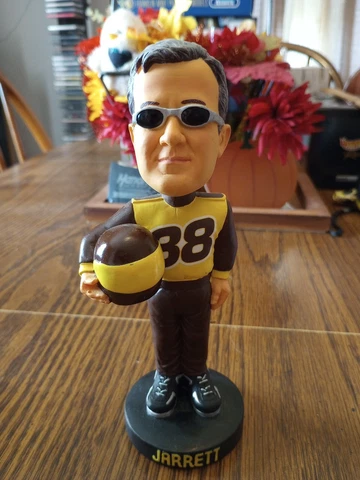 NASCAR DALE JARRETT BOBBLEHEAD UPS FOREVER "LEGENDS OF THE TRACK" #88 LIMITED ED Cover
