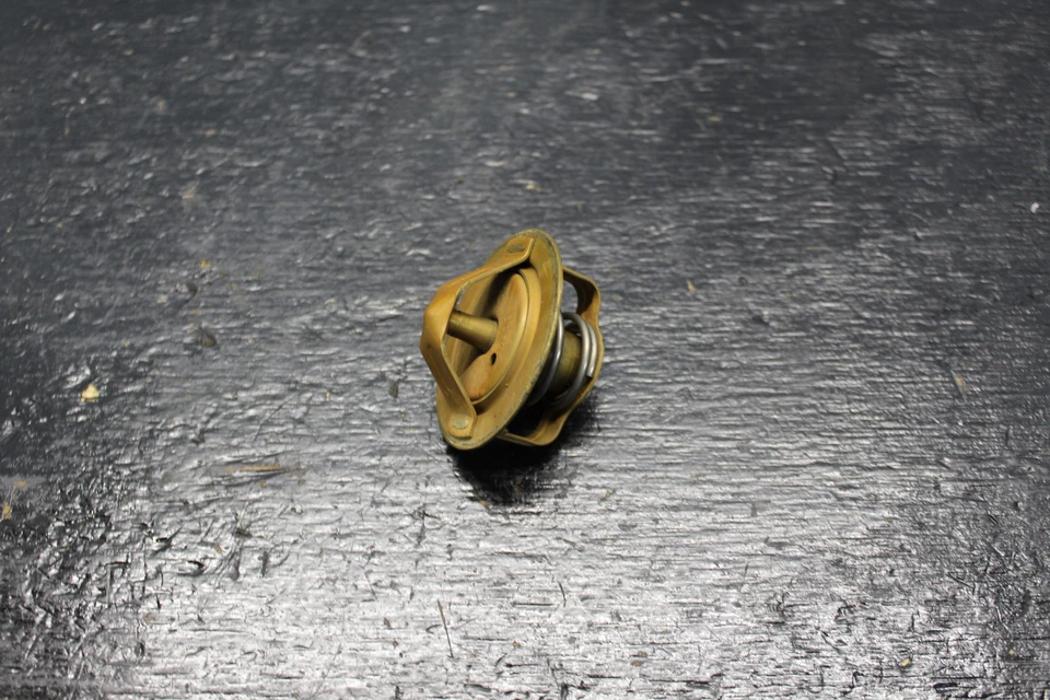 03-06 KAWASAKI NINJA ZX6RR ZX6 OEM THERMOSTAT TEMP CONTROL 2004 05 06 2006 - Image 1 of 2