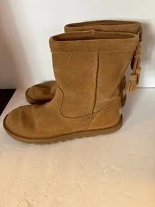 Ugg Australia Boots Mia Unlined Leather Tassel 1006427 Beige Womens Size 6 - Picture 1 of 5