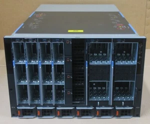 Châssis Dell PowerEdge MX7000 8 emplacements + 4x MX740c + 2x nœuds CTO MX840c - Photo 1/3