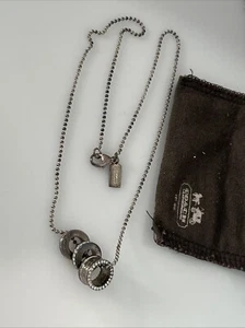 Vintage Coach Signatur Halskette (LSX) Metall durchbrochen Silber & Kunstdiamant 3b - Bild 1 von 4