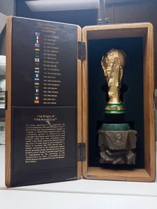 FIFA World cup 2014 limited Edition trophy - Picture 1 of 1