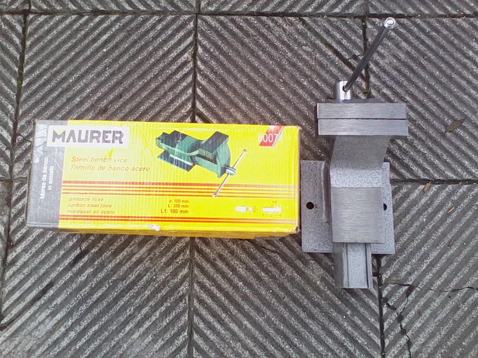 MORSA PARALLELA DA BANCO ACCIAIO FISSA MM 100 MAURER - Immagine 1 di 1