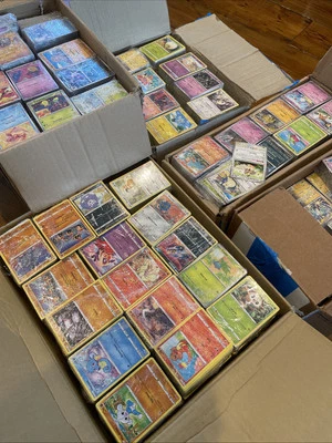 1000 Pokemon Cards Joblot Bulk Collection Includes Holo/Rev holo & 3 ULTRA/V/GX - Image 1 of 4