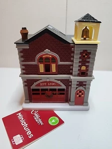 Cobblestone Corners Winter Village Firehouse Fire Station w/lights New W/tags - Picture 1 of 8