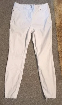 Excellent Condition Papaya White Skinny Jeans Size 16 - Image 1 of 2