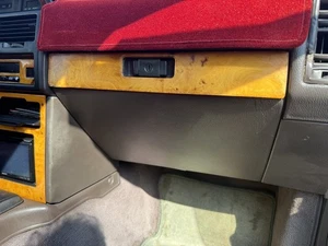 GUANTERA INFINITI M30 90-92 OEM - Imagen 1 de 1