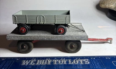 Remolque de plataforma Hubley Kiddie de juguete de metal n.º Lote de remolque de heno 50 & Dinky Supertoys Foto 1 de 4