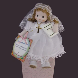 Green Tree Musical Doll 983-13 First Communion Girl Gift - Mary (Blond) - Picture 1 of 1