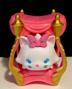 Disney Tsum Tsum *Aristocats* MARIE MEDIUM Vinyl Figure With PINK BED Accessory - Picture 1 of 9