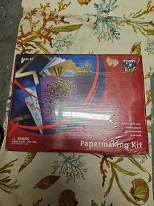 Vintage 2000 Discovery KidsPAPER MAKING KIT Rare Hard To Find New & sealed! - Picture 1 of 6