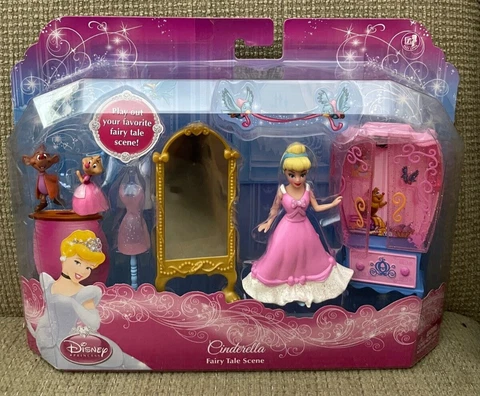 DISNEY FAVORITE MOMENTS FAIRY TALE SCENE CINDERELLA Cover