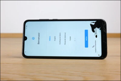 HUAWEI Y6 32GB MRD-LX1 - FUNZIONANTE CON DISPLAY ROTTO - Immagine 1 di 4