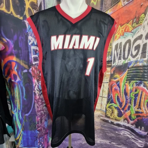 Chris Bosh NBA Miami Heat Jersey Size XXLarge (J1) Cover