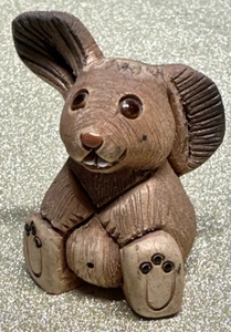 Vintage Ceramic Carved Bunny Rabbit Cotton Tail 2 1/2” Artist Signed - Picture 1 of 10