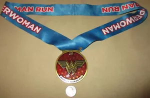 Wonder Women Run - DC Comics Metallmedaille - Stärke Grace Love - Flügel mit Logo - Bild 1 von 4