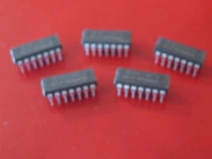 MOTOROLA MC14013B DUAL FLIP-FLOP 14 DIP PACKAGE **NEW** ( Qty 5 ) *** NEW *** - Picture 1 of 1