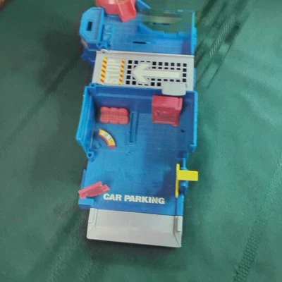 Mattel Hot Wheels Bank 1996 estación de policía pista garaje pieza solamente Foto 1 de 4