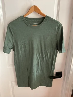 Arizona Jeans Co - Short Sleeve Crew Neck Shirt - Green - Men’s Size Medium - Image 1 of 4