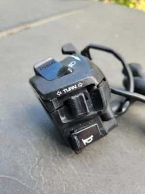 1995 95 95-98 Honda CBR600F3 CBR600 controles esquerdos faróis interruptores de seta - Imagem 1 de 4