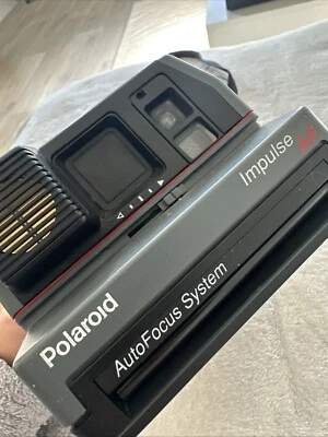 VINTAGE 1980 : POLAROÏD IMPULSE AF - AUTOFOCUS SYSTEM - Photo 1/3