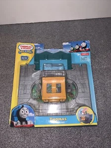 Nuevo juego de arranque de motor 2013 Fisher-Price Thomas The Train TakeNPlay Thomas - Imagen 1 de 2