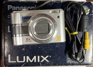 Panasonic Lumix DMC-LZ3 5.0MP 6x Optical Zoom Digital Camera With Box - Picture 1 of 7