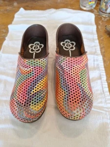 SANITA Original Danish Clogs Multicolored Printed Leather Clogs 39 8.5 Sz - Picture 1 of 11
