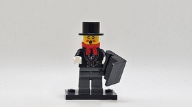 LEGO minifigure Caroler hol064 City Town 10249 Holiday Winter Village