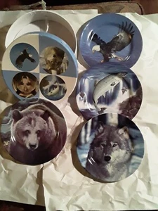 SET OF 4 WILD LIFE PLATES - Picture 1 of 6