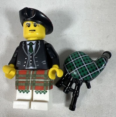 Lego Bagpiper Minifigure Complete Collectible Series 7 8831 CMF HTF Rare - Image 1 of 3