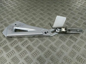 2015 SUZUKI EN 125 Foot Peg - Picture 1 of 7