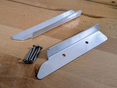 Hecho en Estados Unidos 86-93 Chevy S10 Blazer Jimmy Panel de Puerta Apoyabrazos KIT de Reparación Par con Tornillos Foto 1 de 4