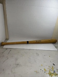 Vtg 70s Reggie Jackson Adirondack Wood Baseball Bat 32.75Yankees HOF Mr. October - Picture 1 of 5