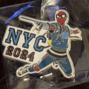 NYCC 2024 Marvel Spiderman Pin New York Comic Con Disney Exclusive NEW - Picture 1 of 3