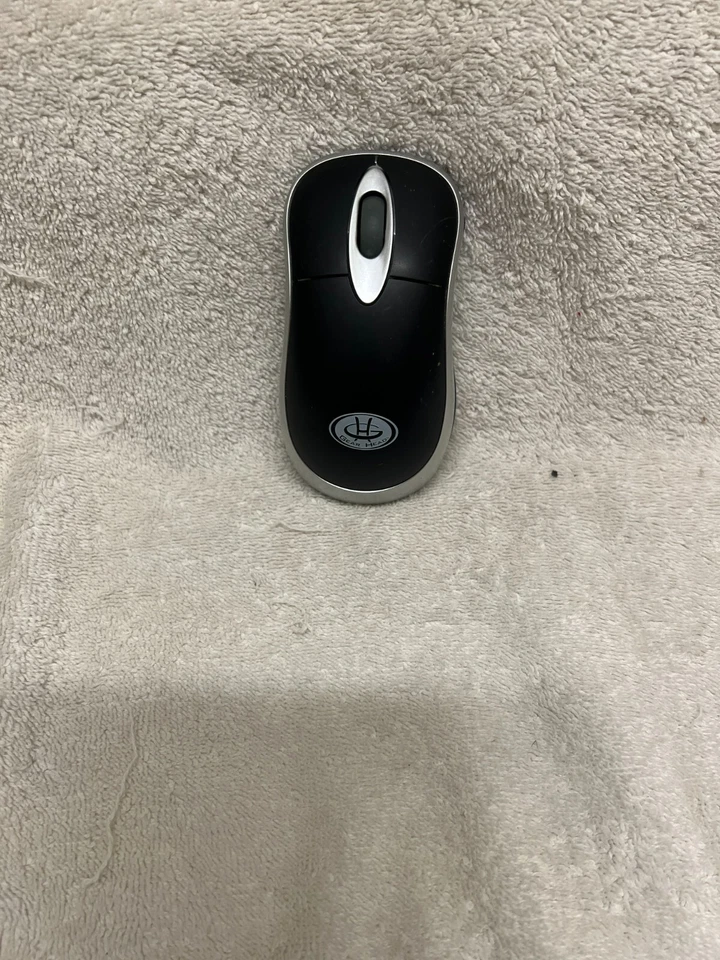 GEAR HEAD OM4000W WIRELESS OPTICAL MOUSE - NO ADAPTER!! - Image 1 of 1