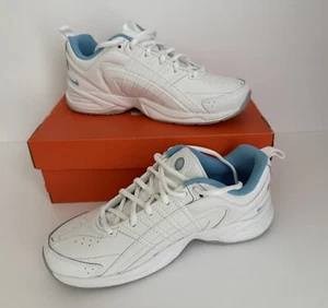 Sneakers Nike T-Lite VIII in pelle taglia 7 nuove con scatola - Foto 1 di 5