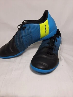 Zapatos de fútbol sala Puma EvoPower 4 jóvenes EE. UU. 6c negros/azules/blancos usados Foto 1 de 4