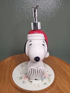 Peanuts Snoopy Santa Hat Christmas Lotion Soap Dispenser  - Picture 1 of 9