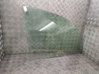 VW Amarok 2.0 2010-20 Front Door Glass Right 2H0845202B  D305 - Image 1 of 2