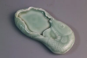 Hermosa lavadora de cepillo tallada porcelana esmalte monocromático dinastía Qing china - Imagen 1 de 6