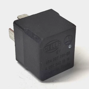 Mercedes 1997 - 2023 S C E Multi-Use Original Black Hella Accessory Power Relay - Picture 1 of 5