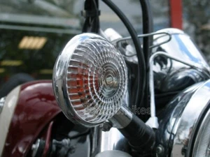 weisse Blinker Gläser Yamaha XVS 125 250 400 650 950 1100 Drag Star Midnight - Bild 1 von 1