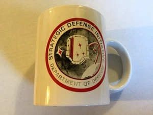 Vintage Rare Strategic Defense Initiative “Star Wars” DOD Defense Ceramic Mug - Foto 1 di 8