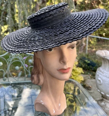 VINTAGE 1940's BLACK STRAW WIDE BRIM TILT HAT - Image 1 of 4