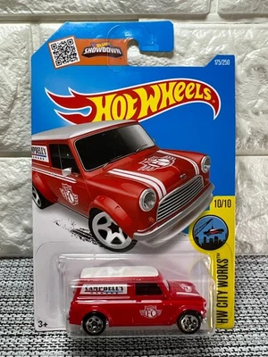 Красный мини-фургон Austin Hot Wheels HW City Works 10/10 '67 175/250 - Изображение 1 из 4