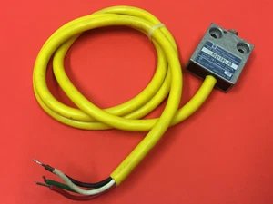 Telemecanique - P/N: MS01S01-00 - Limit Switch - UNUSED - Picture 1 of 3