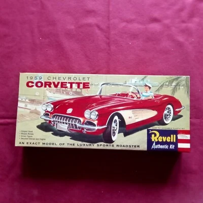 1959 Chevrolet Corvette - Scala 1/25 Revell H-1232:129 - Immagine 1 di 4