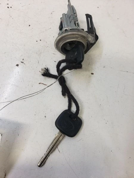 Interruptor de encendido convencional compatible con 03-20 4 RUNNER 982748 Foto 1 de 4